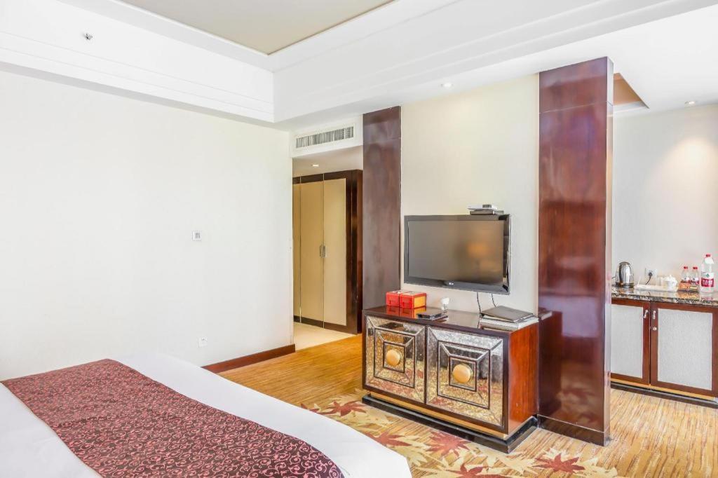 New Century Grand Hotel Xinxiang Eksteriør billede
