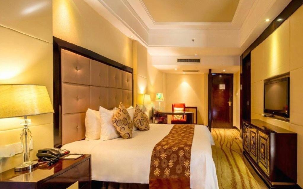 New Century Grand Hotel Xinxiang Eksteriør billede