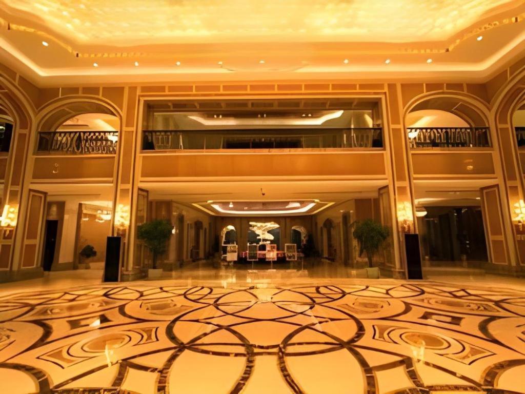 New Century Grand Hotel Xinxiang Eksteriør billede